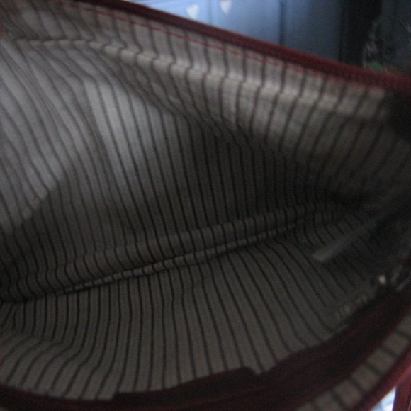 JOANEL LEATHER PURSE - Picture 3 of 3